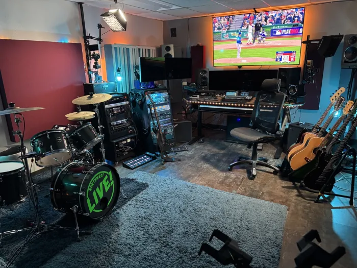 The Lounge